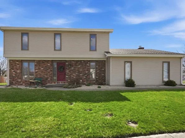 5826 Thoreau Ave, Fort Wayne, IN 46815