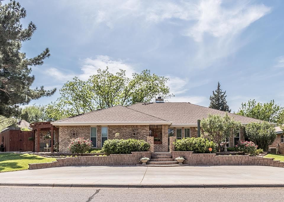 1st image of 4006 Angelina Dr