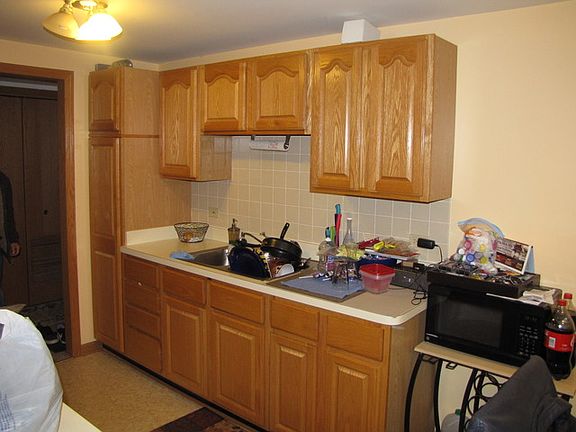 3rd image of 3845 Gunderson Ave APT 3
