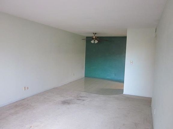5th image of 2929 Sunnyside Dr #308A