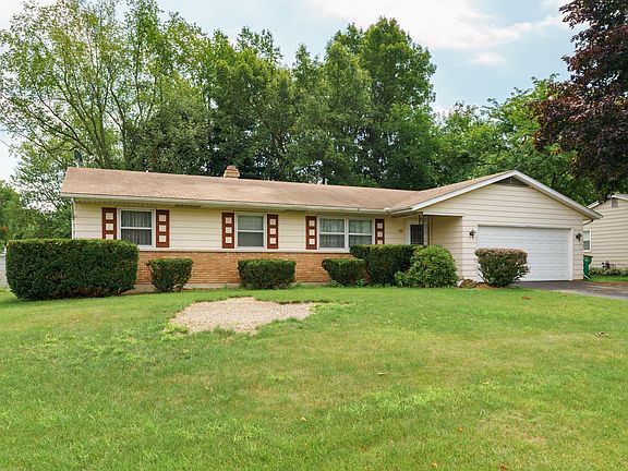 2nd image of 242 Sherwood Dr