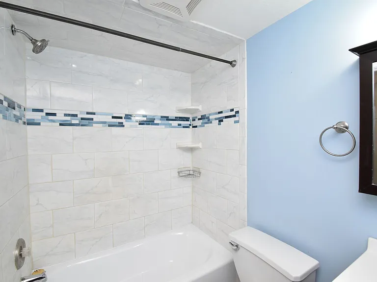 127 E 1100 N #3 — Photo 11