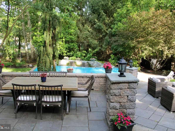 63 Taunton Rd, Medford, NJ 08055