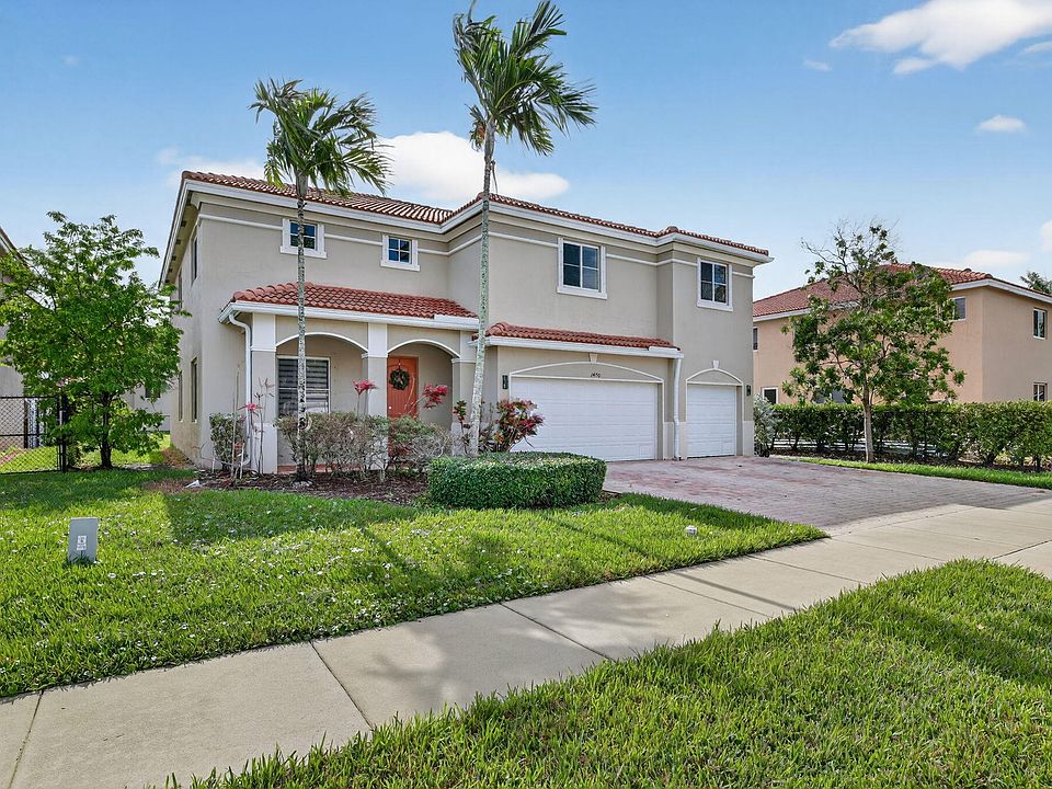 1st image of 1470 NW 206th Terrace