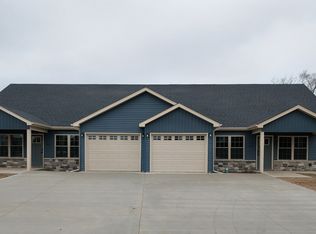 1620 Daisy St SE, Demotte, IN 46310