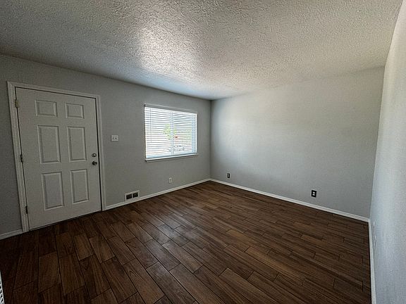 5th image of 225 Hanosh Ct SE APT 4