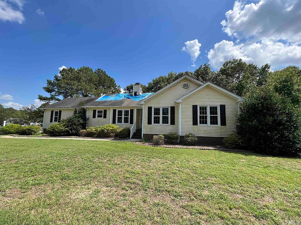 402 Hogan Cir, Clayton, NC 27527 Zillow