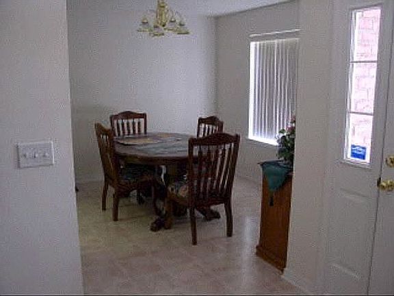 Dining Room (now tiled)