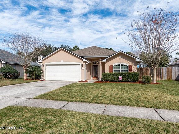 3rd image of 184 SOUTHLAKE Drive