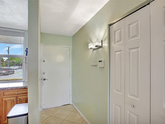 5th image of 250 Jacaranda Dr APT 109