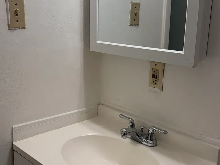2413 Lawrenceville Hwy #3 — Photo 4
