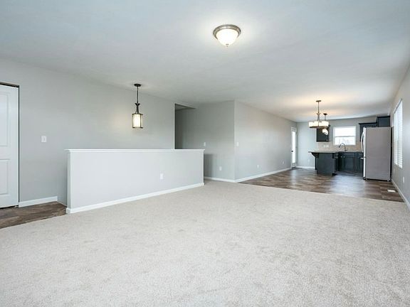 3rd image of 1312 Gardner Pond Ln