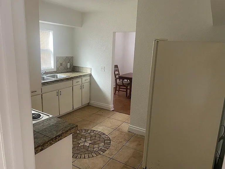 1513 E Lake Ave — Photo 16
