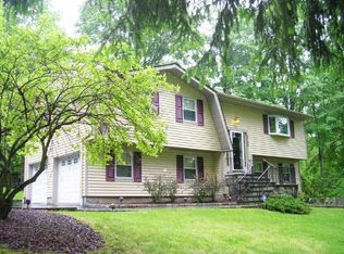 3764 Perry St, Jefferson Valley, NY