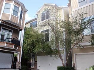 2542 Bevis St, Houston, TX 77008