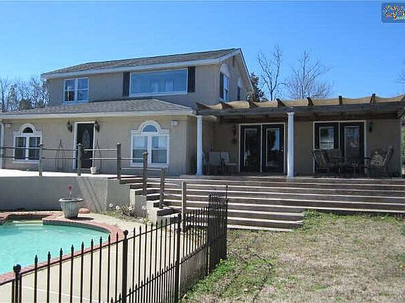 4th image of 306 Lakeshore Dr