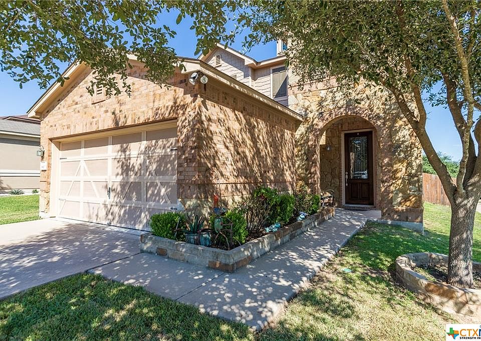 1st image of 8813 Lonesome Oak Dr