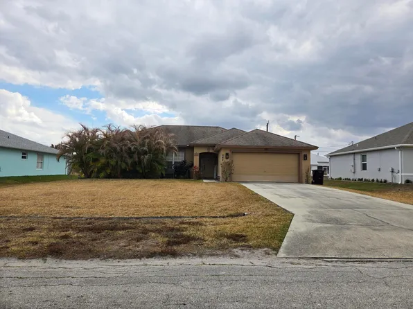 542 SW Prater Avenue, Port St Lucie, FL 34953
