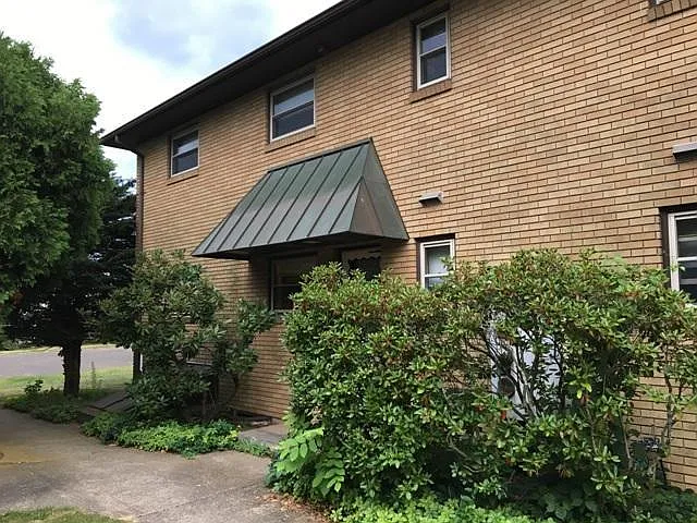 255 Harbor St — Photo 16