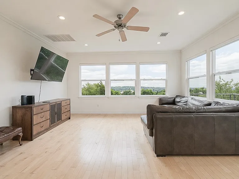 109 Vista Oaks Dr — Photo 31