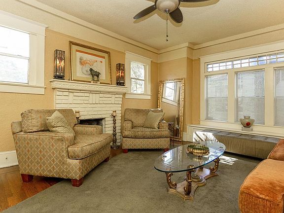 4th image of 2657 Green St
