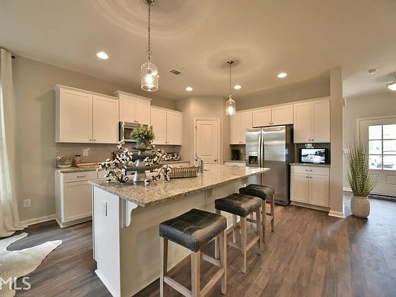 5th image of 6115 Stella Light Dr #82