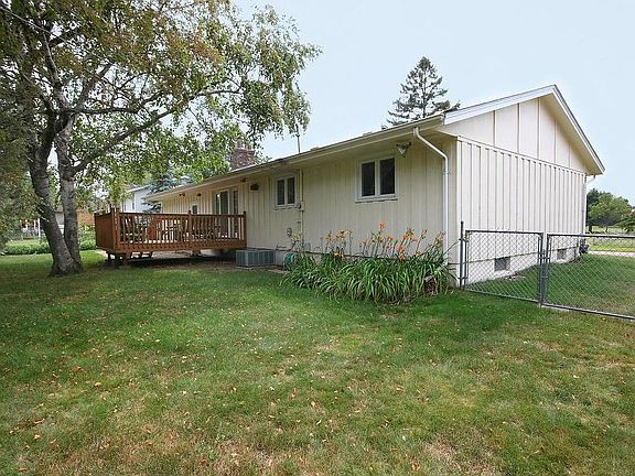 2nd image of 797 Newell Dr
