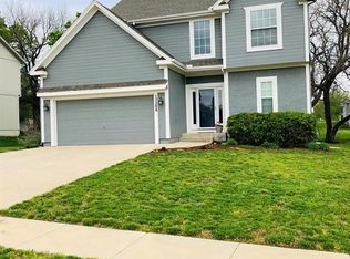 12208 Pebble Beach Dr, Kansas City, KS 66109