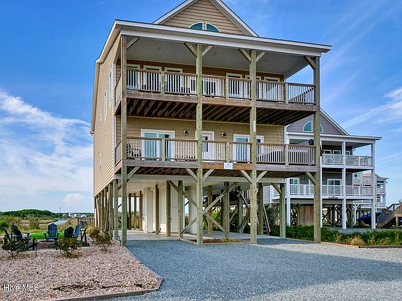 2nd image of 1111 New River Inlet Road