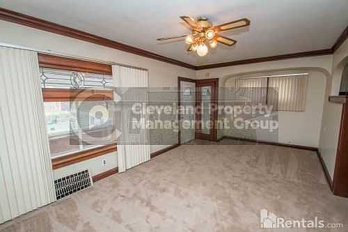 4th image of 13207 Saybrook Ave
