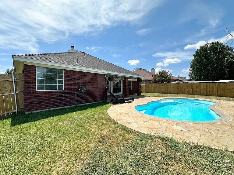 2012 Stonehenge Dr — Photo 34