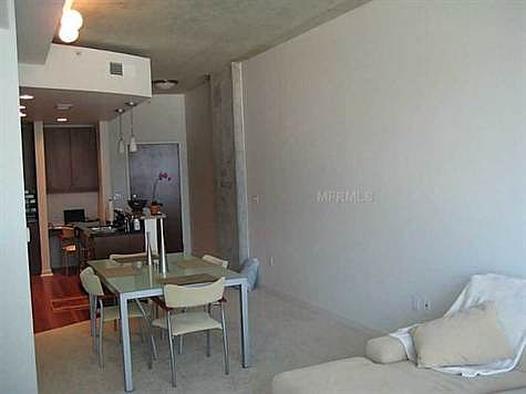 4th image of 155 Court Ave #1410
