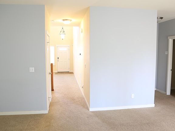5th image of 4913 L Ct NE