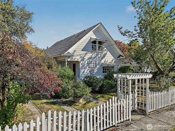 4011 S Sheridan Avenue, Tacoma, WA 98418