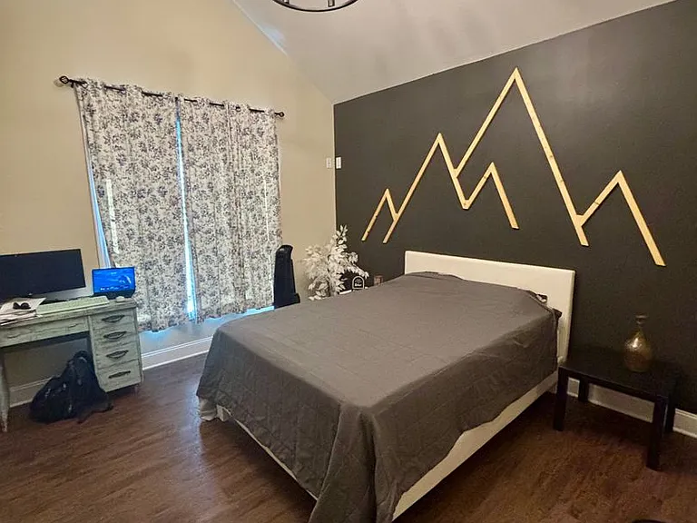 32 Sarjon Cir — Photo 19