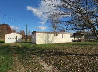3383 Oakland Locust Ridge Rd, Bethel, OH 45106