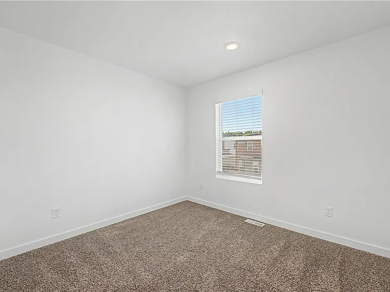 890 Tennessee Ave — Photo 19