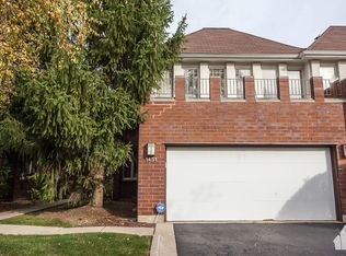 1451 N Milwaukee Ave, Libertyville, IL 60048