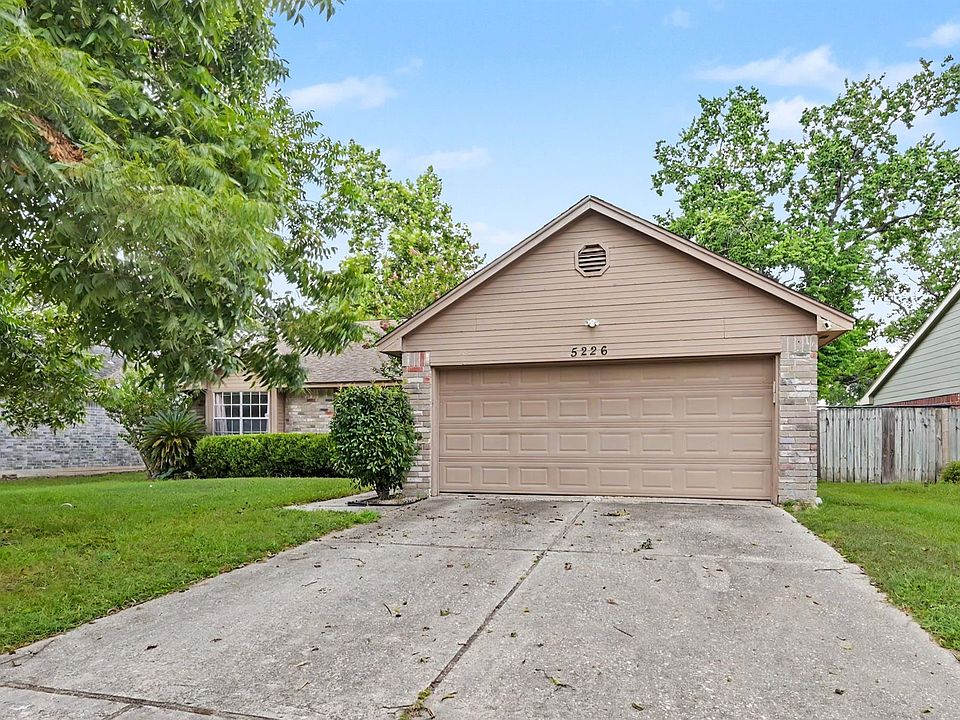 1st image of 5226 Clarkston Ln