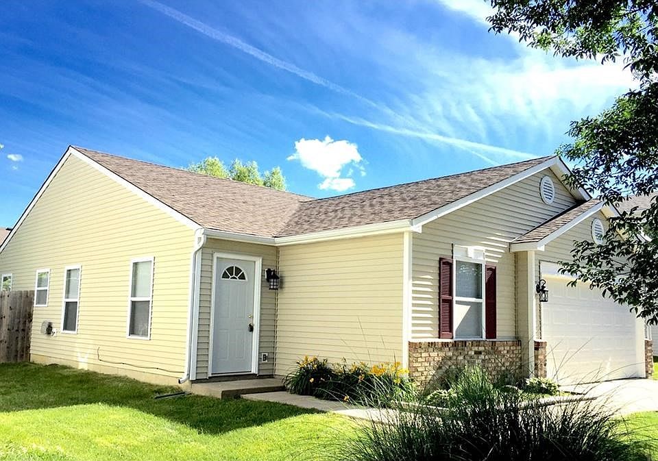 1st image of 130 Frostwood Ln