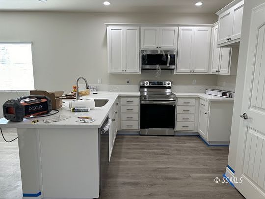 2nd image of 432 S Inyo St