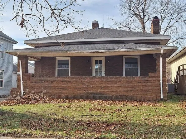 113 S Highland Ave, Chanute, KS 66720