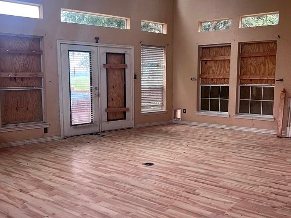 2nd image of 2946 County Road 318