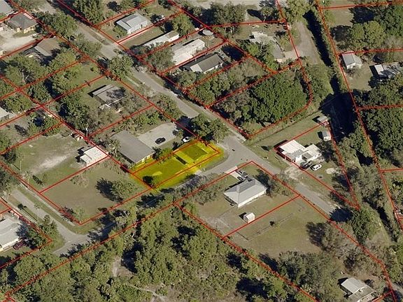 3rd image of 402 Miramar Rd