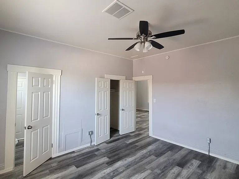 Bedroom with bathroom attached