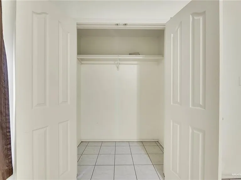 609 Via Sol Dr — Photo 7