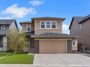 105 S Sandpiper Point, Chestermere, AB T1X0V5
