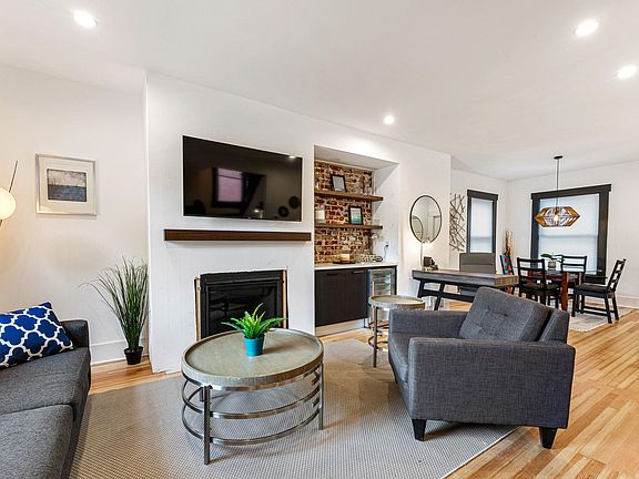 4th image of 467 N Corona St