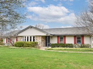 3855 Westwood Ct, Brookfield, WI 53005