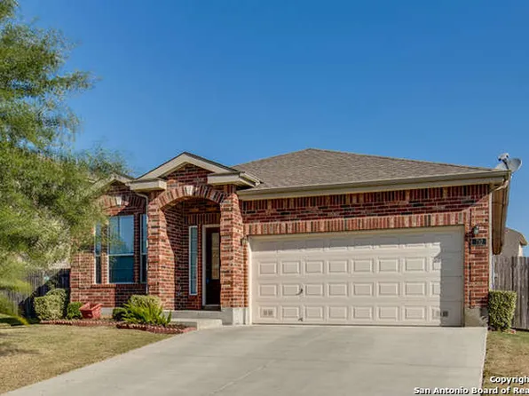 710 Secretariat Dr, Schertz, TX 78108